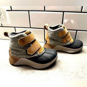 Sorel waterproof toddler boots